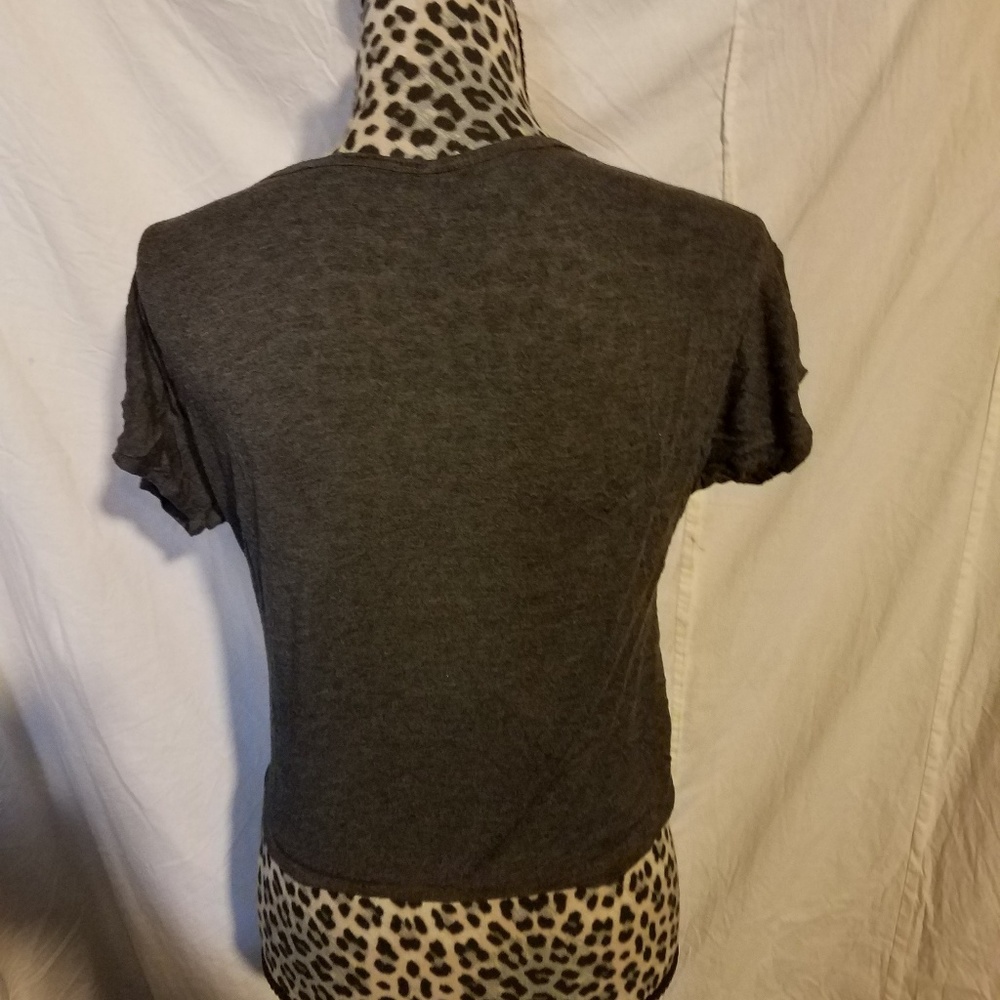 Size Medium - Picture 2 of 3